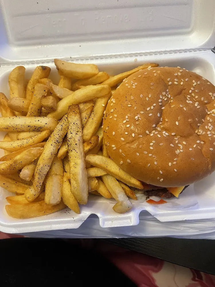 Cheeseburger with Fries